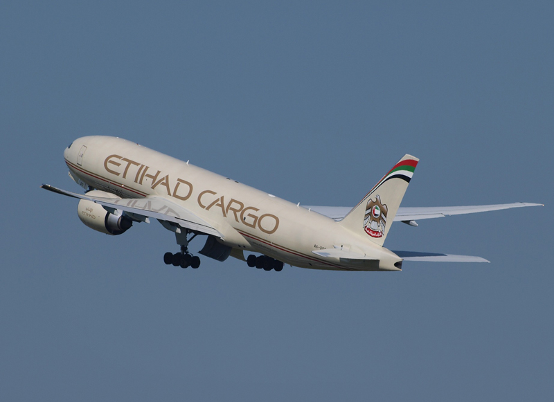 Etihad cuts its cargo fleet